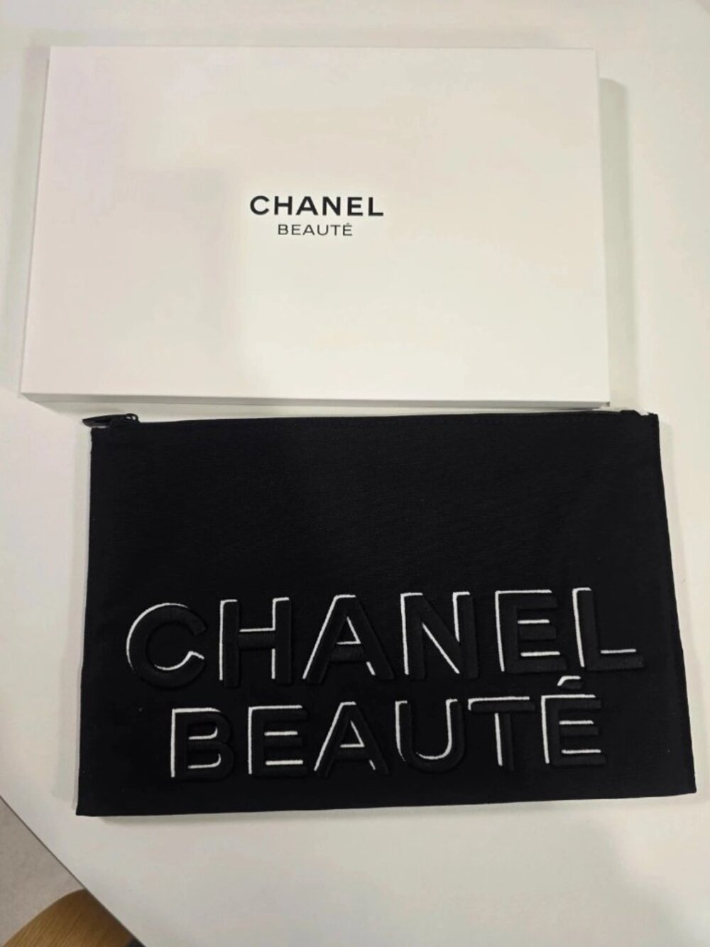 CHANEL BEAUTE Black Embroidered Cosmetic Pouch Makeup Clutch 20x30cm